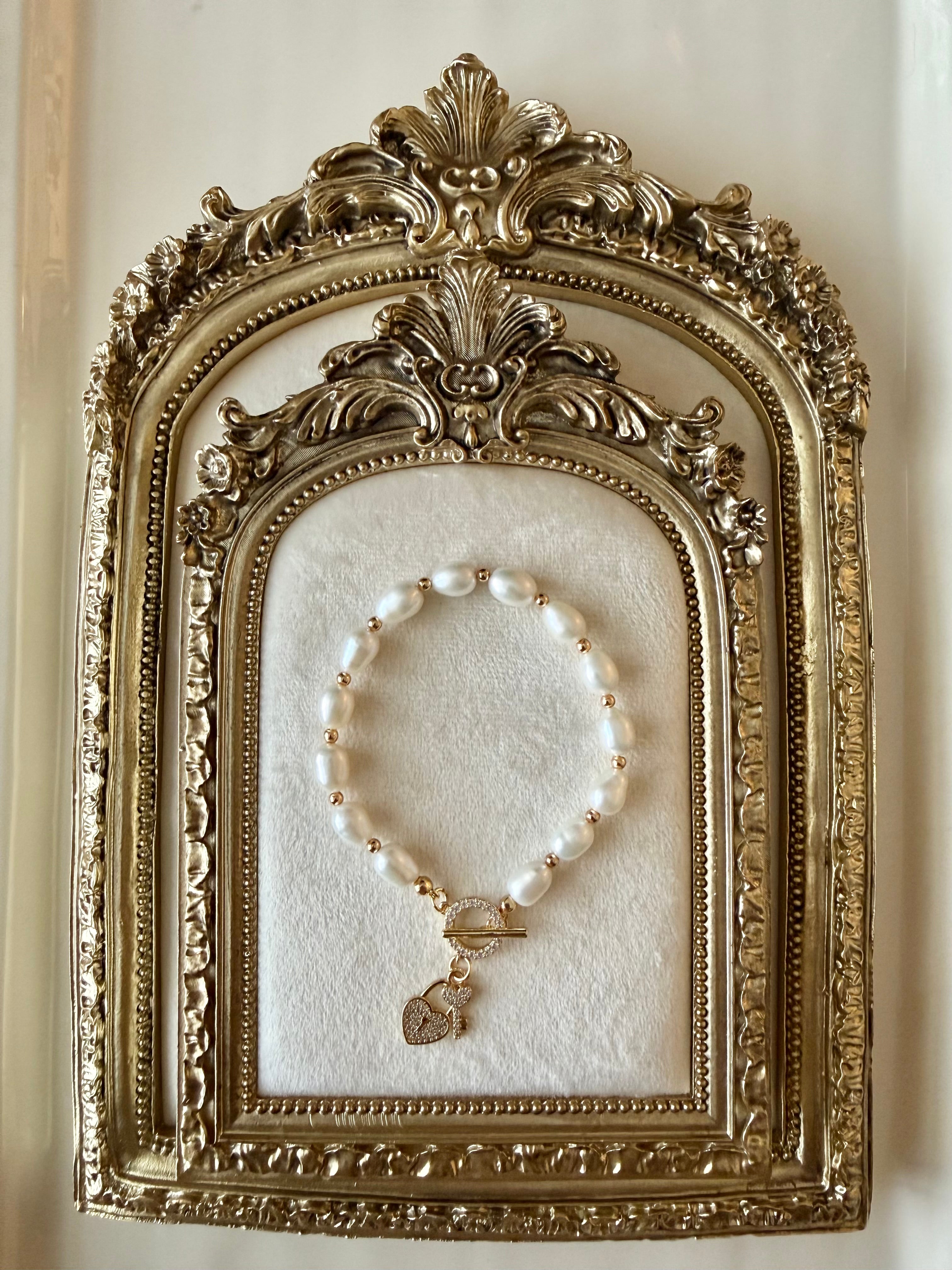 Key to My Heart Pearl Bracelet